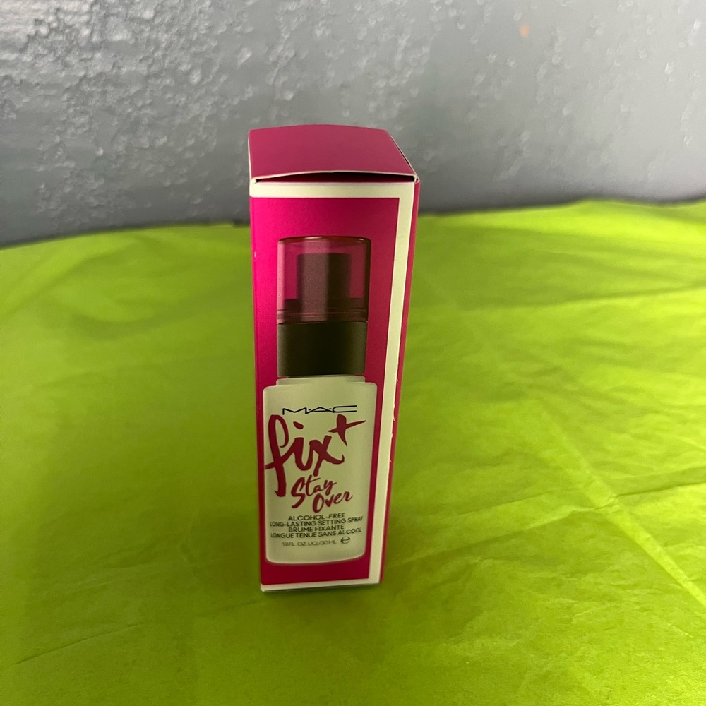 MAC Cosmetics Fix+ Stay Over Setting Spray - Vibrant Pink